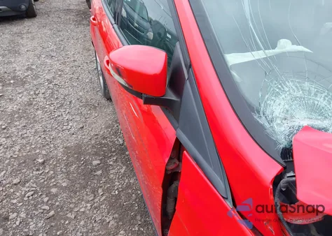 2014 Ford Focus Se from USA, damaged, VIN 1FADP3F22EL409359